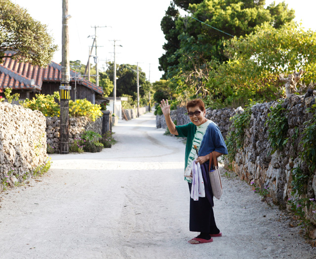 沖縄県竹富島 – P.105｜Area Magazine｜「colocal コロカル」ローカル