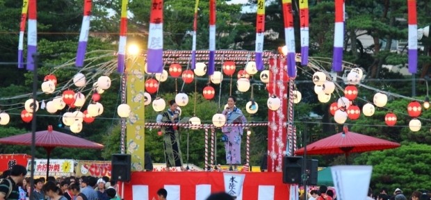 震災からたちあがる 松島の新しいお祭り 「松島流灯会 海の盆」