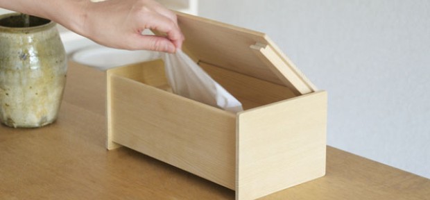 もうヒラヒラしない！ 石川県輪島市の 朴木地屋さんが作った 「蓋付きティッシュケース」