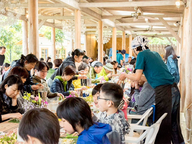 いよいよ会が始まり、まずはマサラワーラーから南インドミールスについての説明がありました