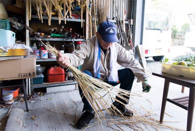 ハカマ取り作業
