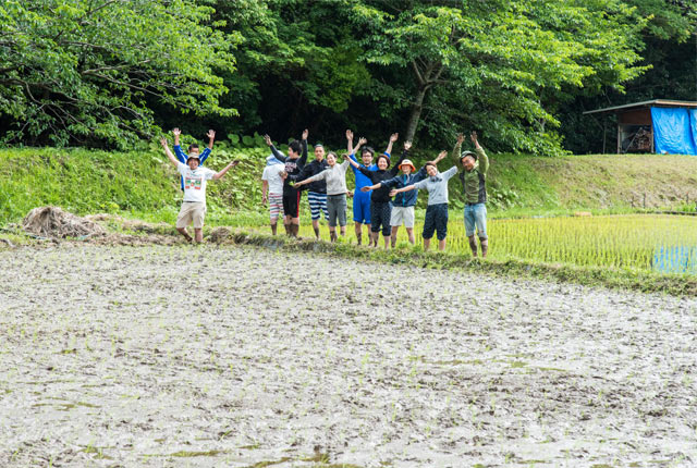 すべて植え終わった！ のばんざい