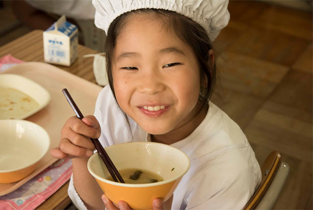 お味噌汁を味わう