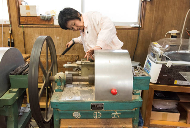 山田鰹節店の加工場