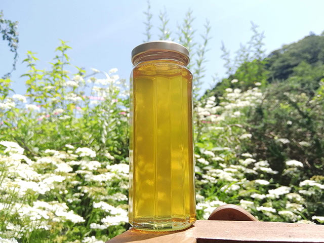 瓶詰めされたはちみつ