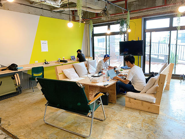 〈LivingAnywhere Commons IZU-SHIMODA〉内観