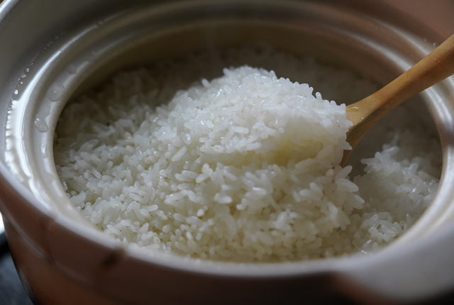 土鍋で炊いた新米