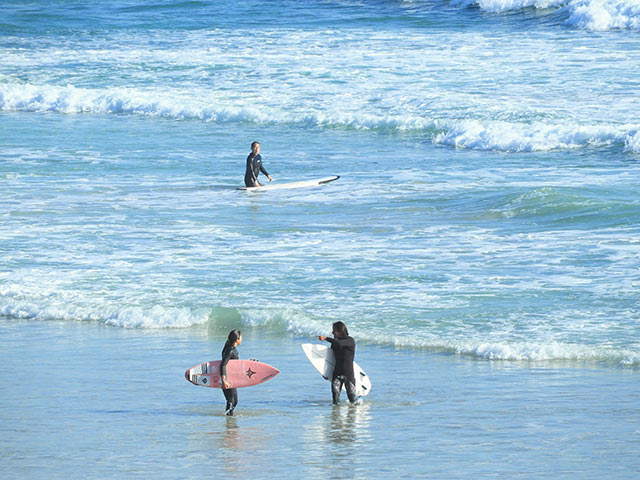 サーファーたち