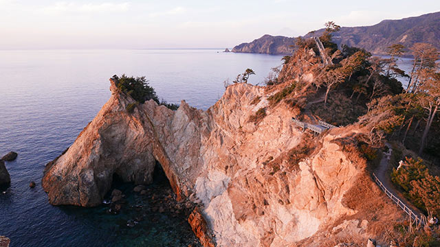 馬ロックと呼ばれる奇岩