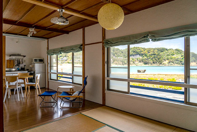 コテージ「Nami note」の室内