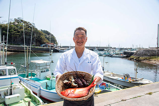 〈小はじ〉のご主人小川浩史さん