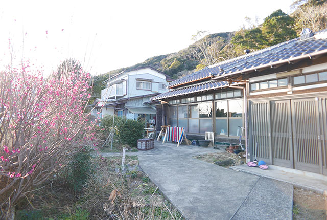 「母屋」と「離れ」