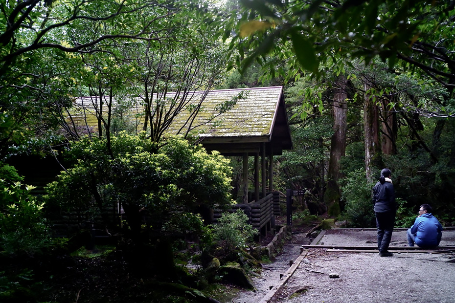 淀川小屋。装備さえあれば誰でも無料で宿泊できる避難小屋。