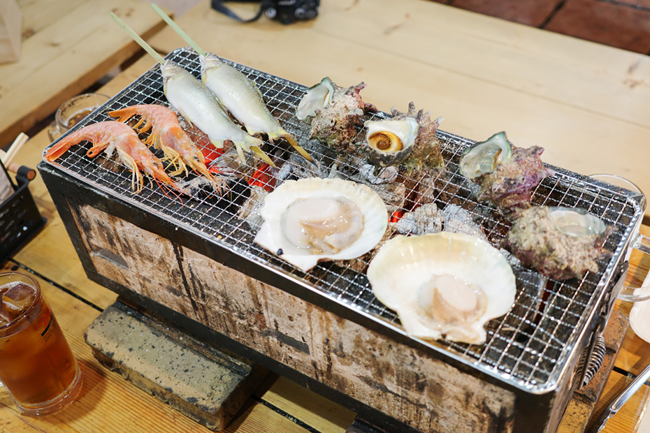 七輪で焼くと、ひときわ美味しさが際立つ。