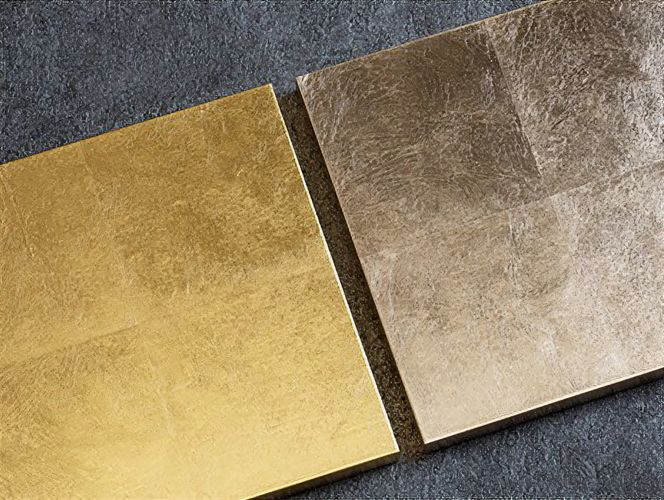 ティファニー銀座2階天井に施工された「純金プラチナ箔・久遠色」〈左：永遠色、右：久遠色〉。