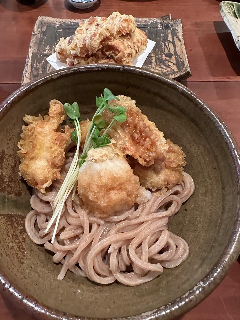 自家製粉石臼挽きうどん 青空blue