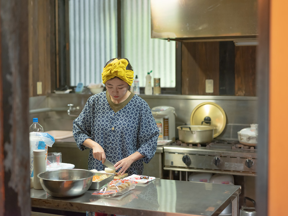 食事風景を見せてもらうことに