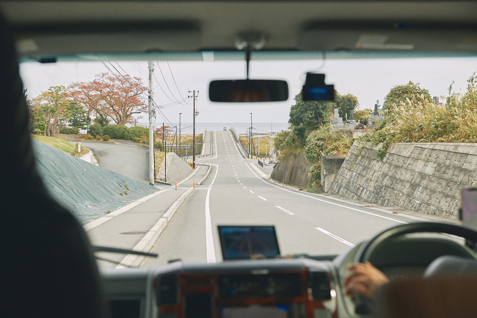「昔もこんな道路はあったのかもしれませんが、誰も注目していなかったと思います。天気が良い日に走ると本当に気持ちがいいんです」と日下さん。