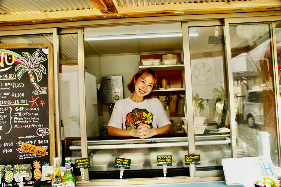 父島・二見のお弁当屋“Nolly`s”のお姉さん