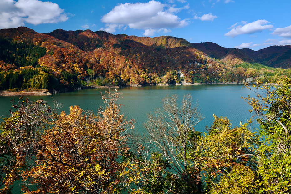 津軽白神ダム。この下に砂小瀬の集落が沈んでいる。