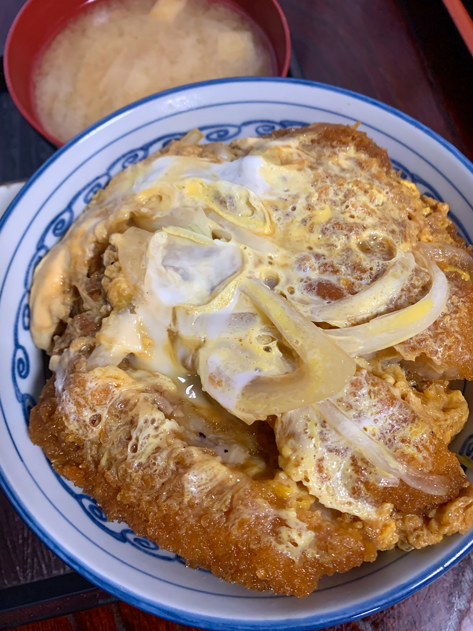 〈MOKICHI TRATTORIA〉