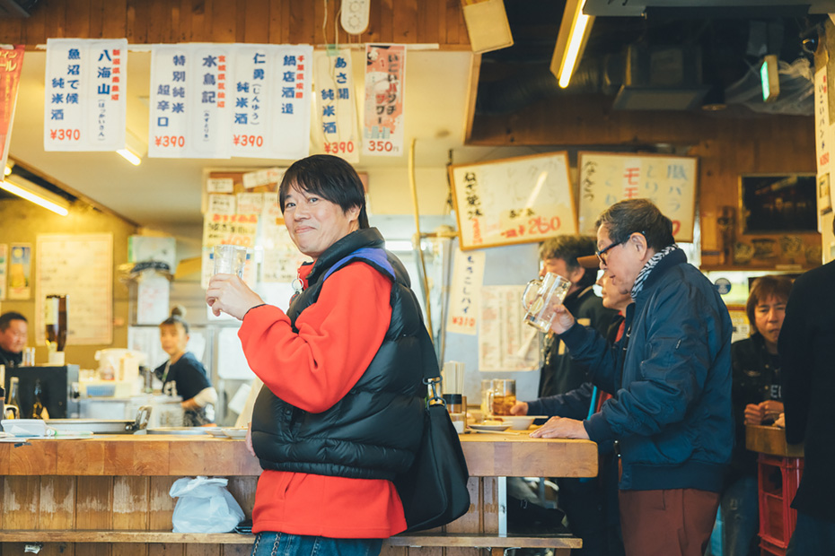 東京の立ち飲みの名店〈いこい〉