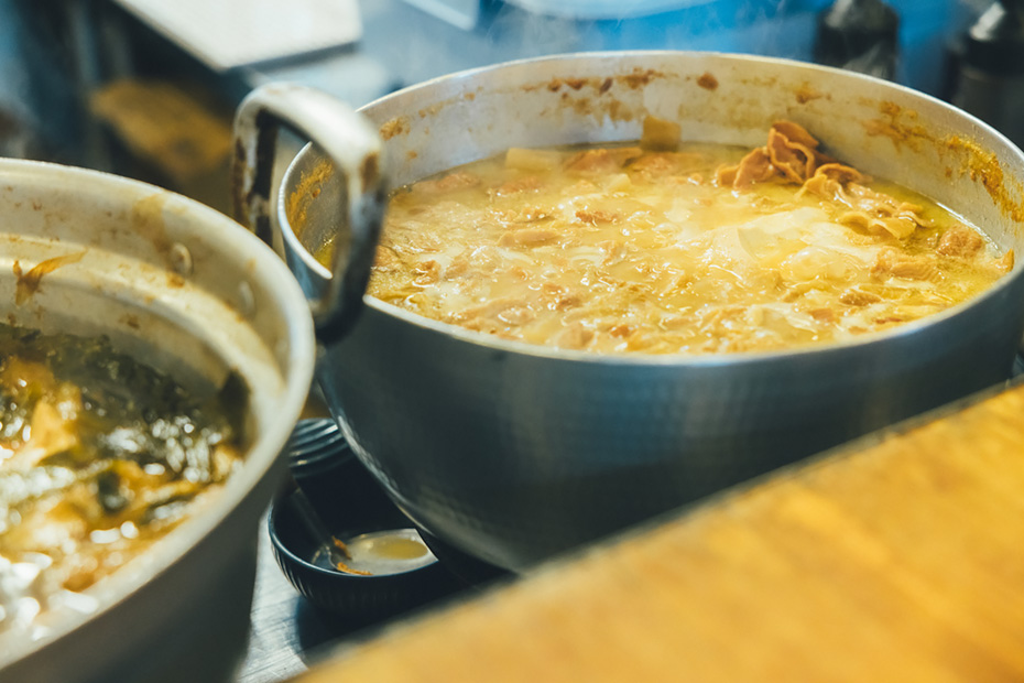 東京の立ち飲みの名店〈いこい〉