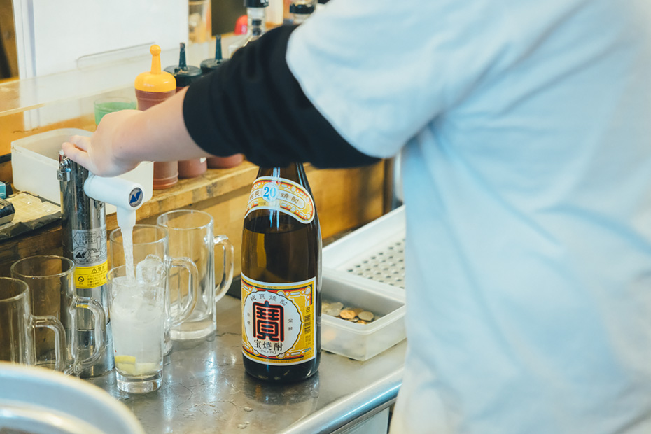 東京の立ち飲みの名店〈いこい〉東京の立ち飲みの名店〈いこい〉