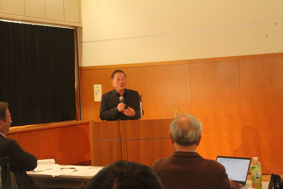 当時を振り返りながら、熱のこもった講演をする元「豊島事件」弁護団副団長の大川真郎さん