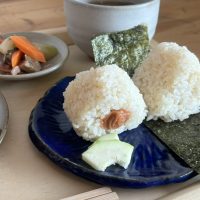 喫茶Piricaの「おむすび定食」