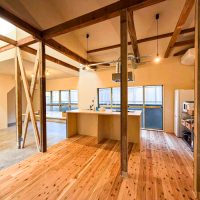 大分県別府市野田〈TOJIHAUS〉リビング・キッチンの様子