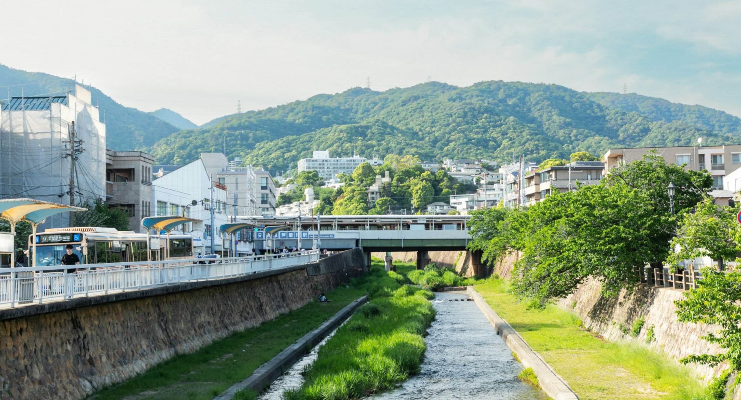 憧れの街、芦屋の正体。