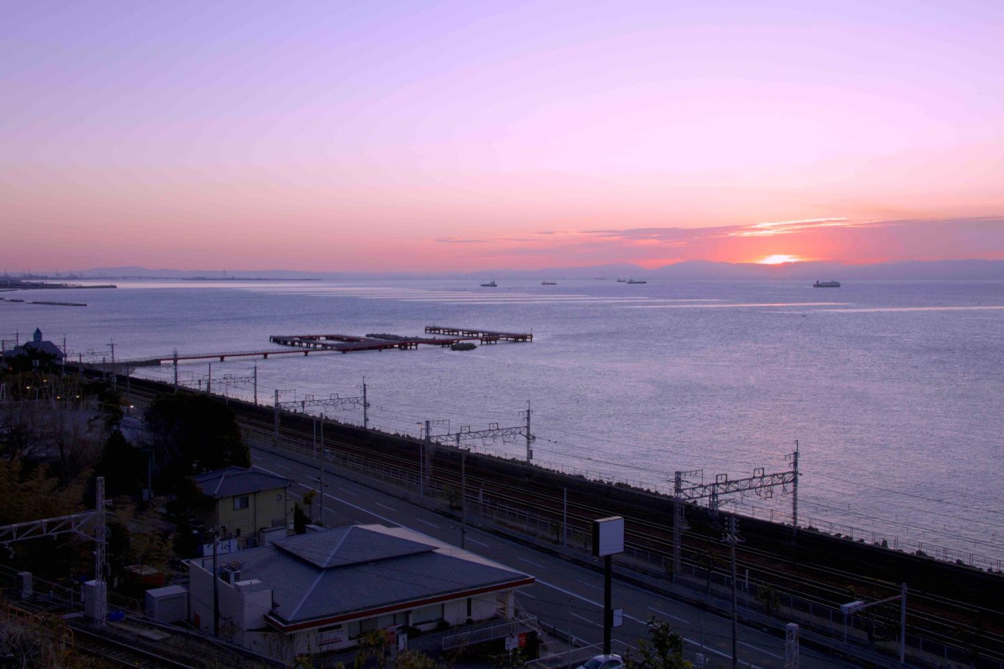 夕暮れ時の須磨海岸
