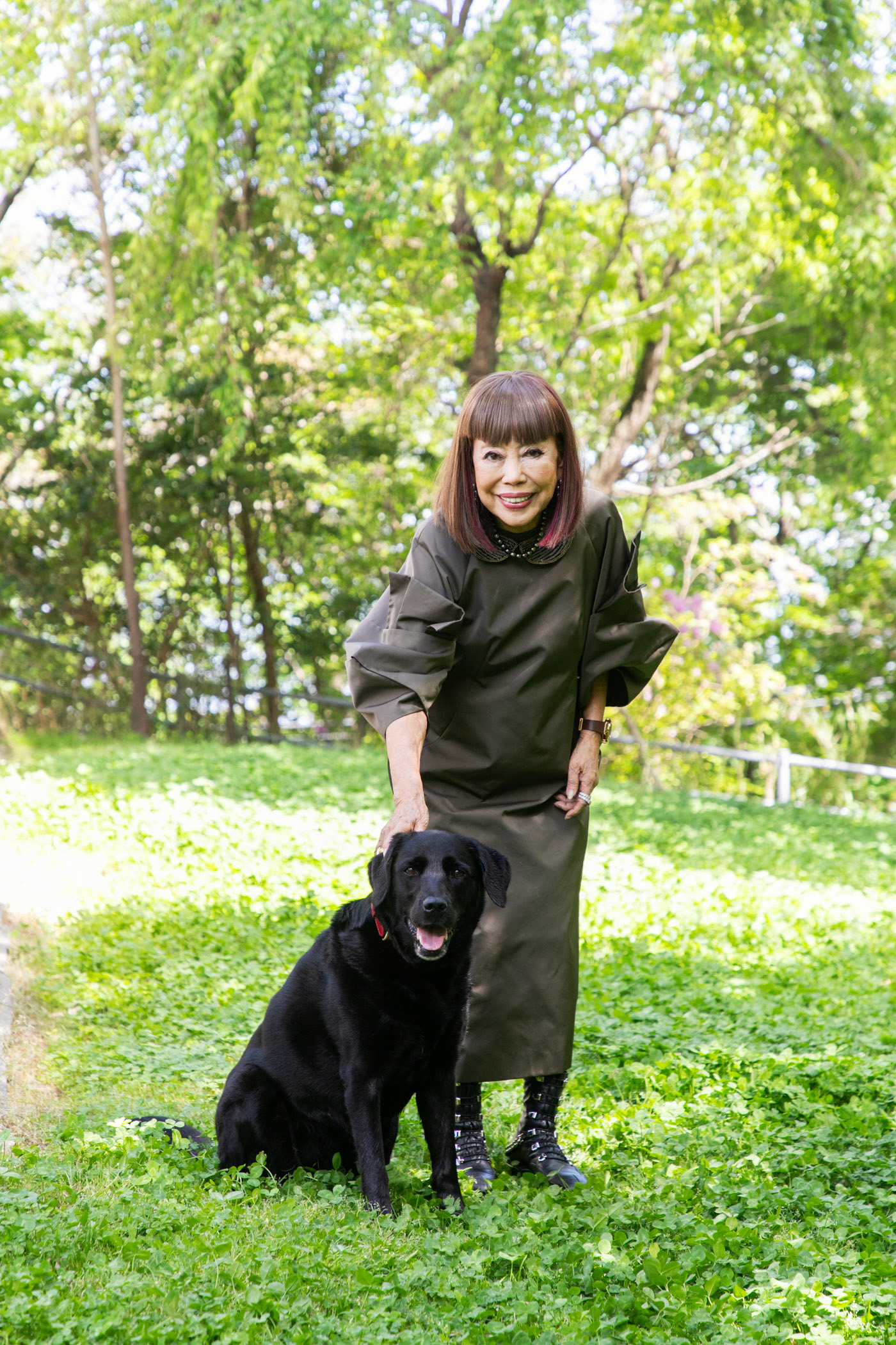 コシノヒロコと愛犬のルビー