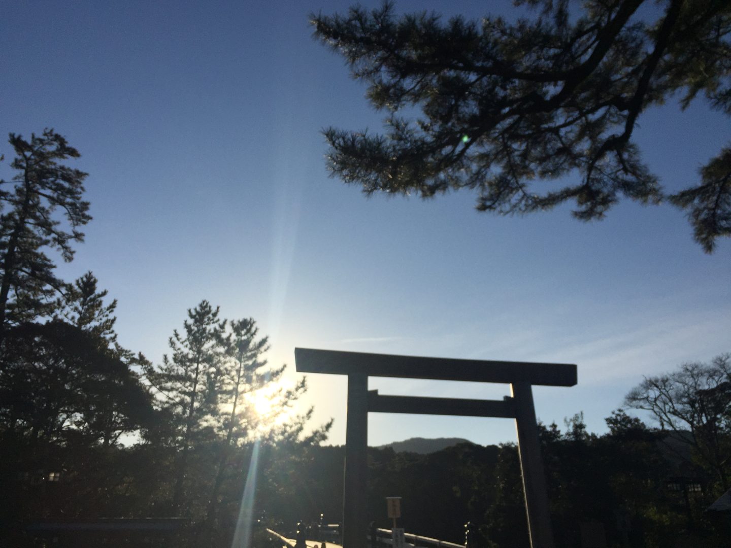 三重県伊勢市の〈皇大神宮〉